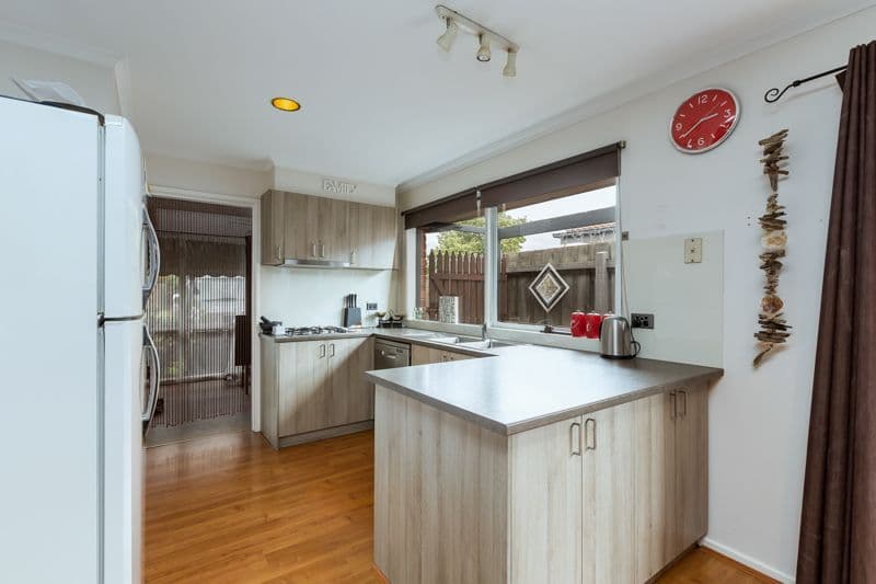27 Mitchell Road, Melton South VIC 3338, Melton South - Thumbnail 2