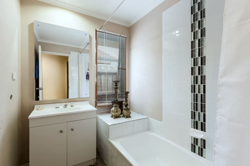 27 Mitchell Road, Melton South VIC 3338, Melton South - Thumbnail 8
