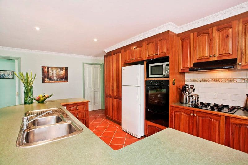 16-18 Rowe Court, DRYSDALE VIC 3222, Drysdale - Thumbnail 2