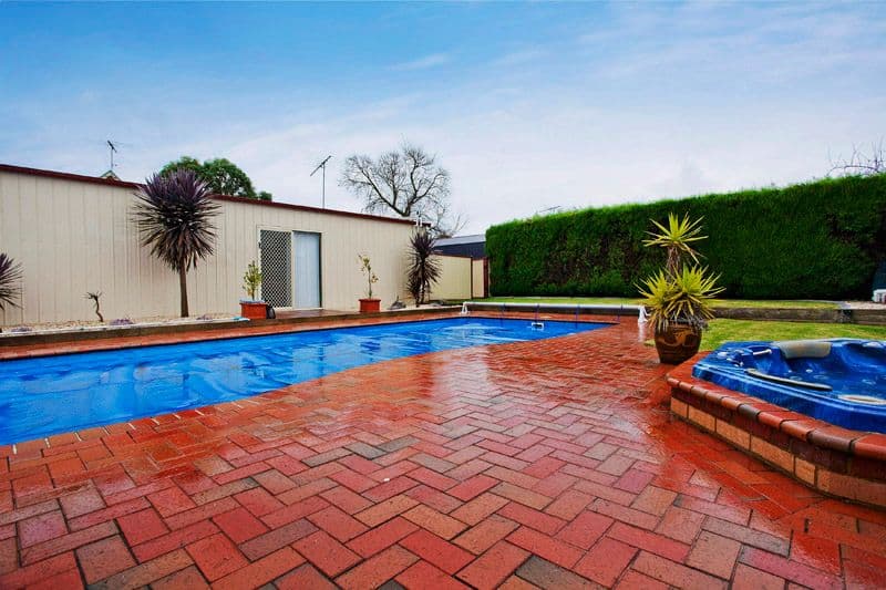 16-18 Rowe Court, DRYSDALE VIC 3222, Drysdale - Thumbnail 4
