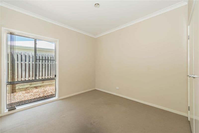 7 Satinay Parade, North Lakes QLD 4509, North Lakes - Thumbnail 6