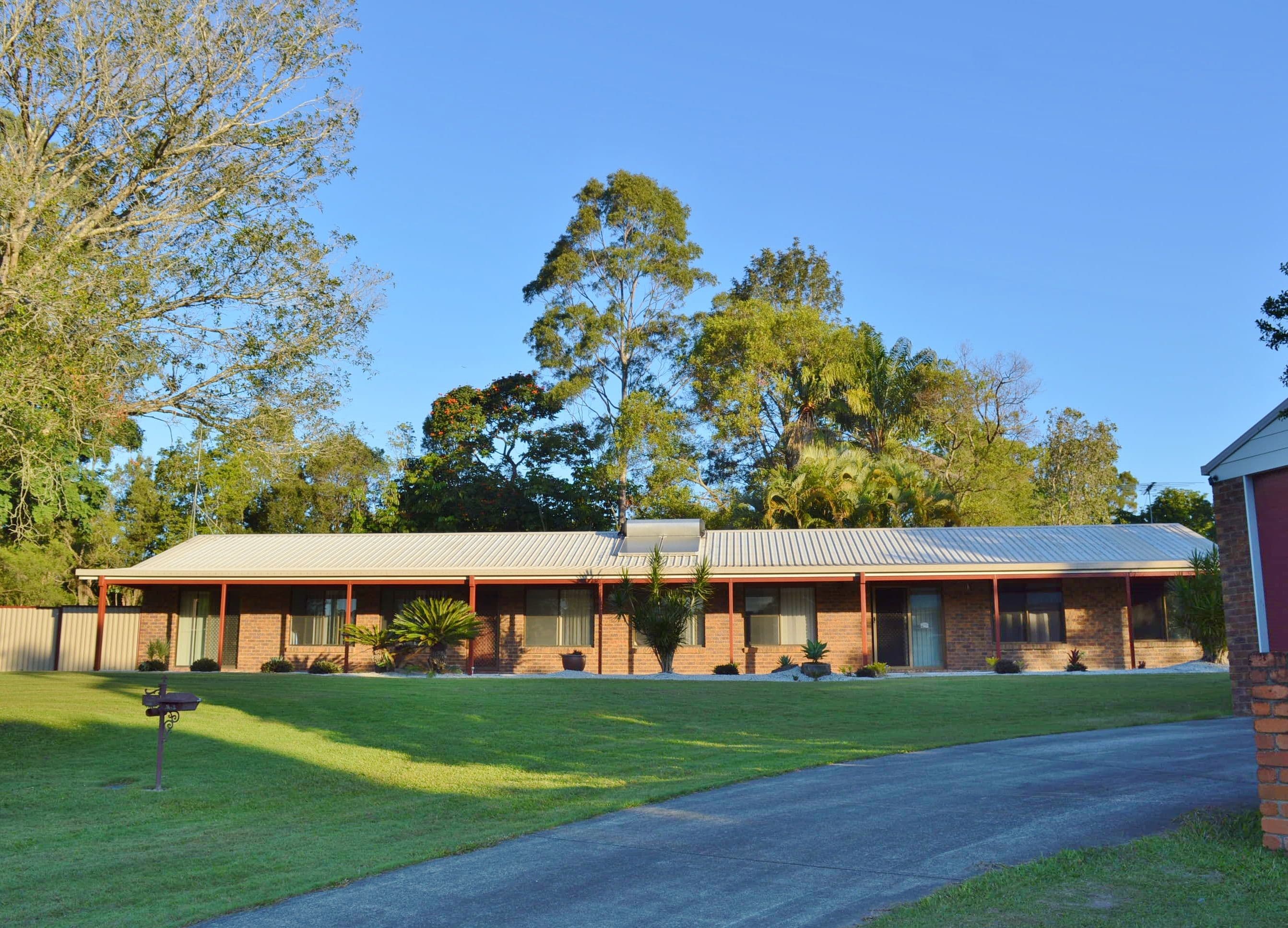18 Tibrogargan Drive, Beerburrum QLD 4517, Beerburrum - Thumbnail 2