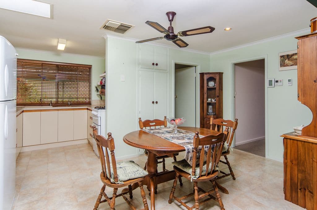 34 Abbott Avenue, Morphett Vale SA 5162, Morphett Vale - Thumbnail 3