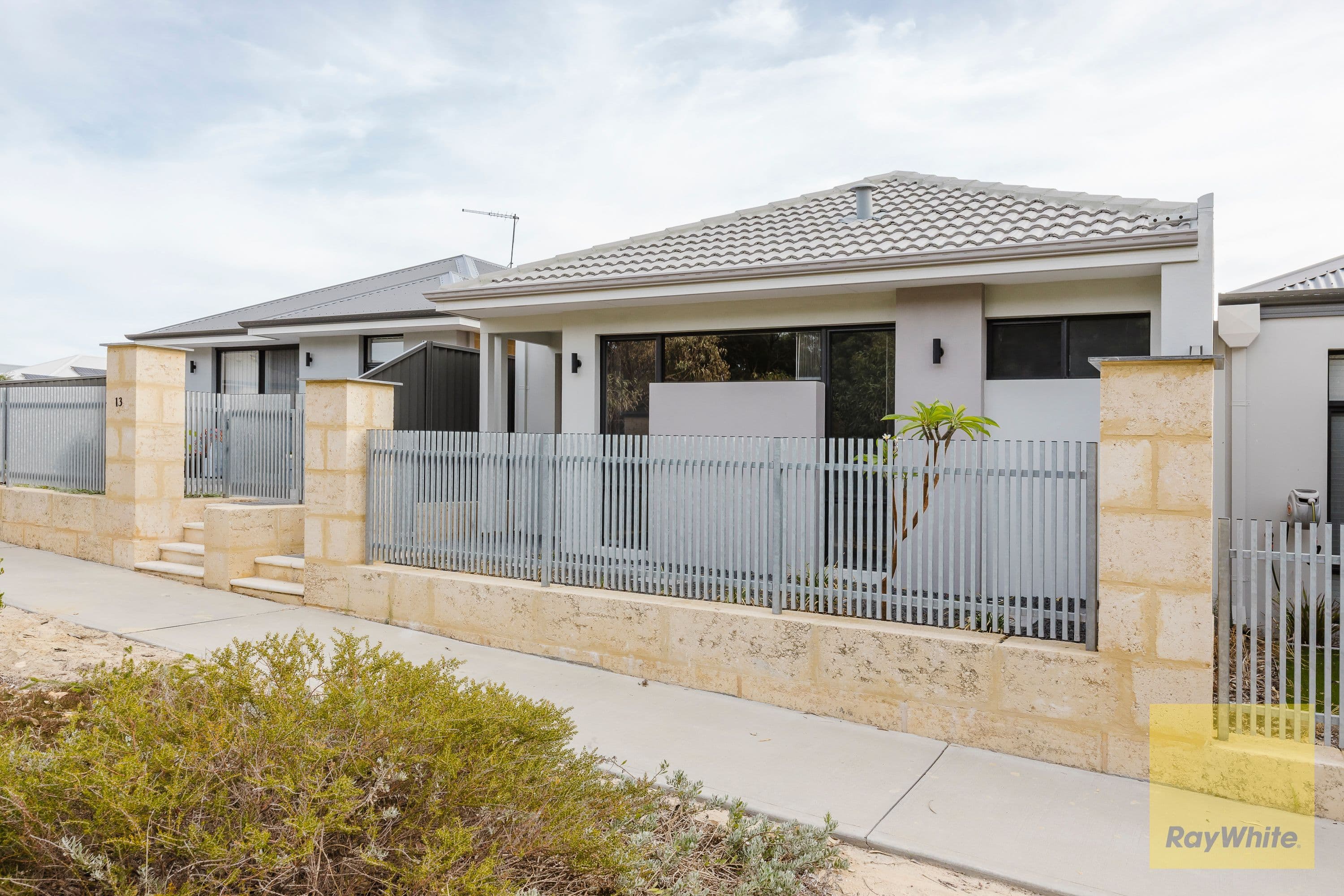 11 Starcke Lane, Yanchep WA 6035, Yanchep - Thumbnail 2