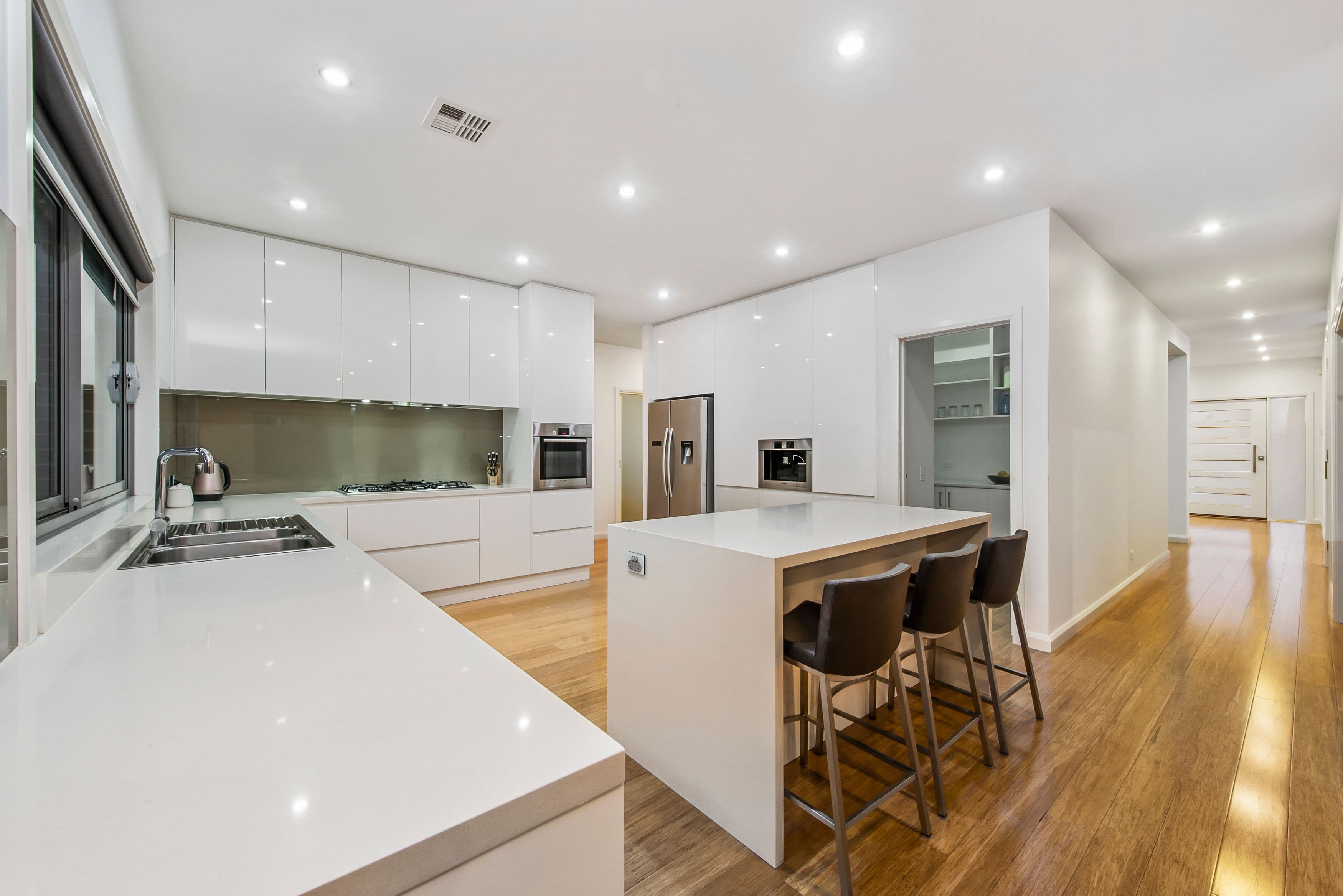 12 Balmain Circuit, Taylors Hill VIC 3037, Taylors Hill - Thumbnail 2