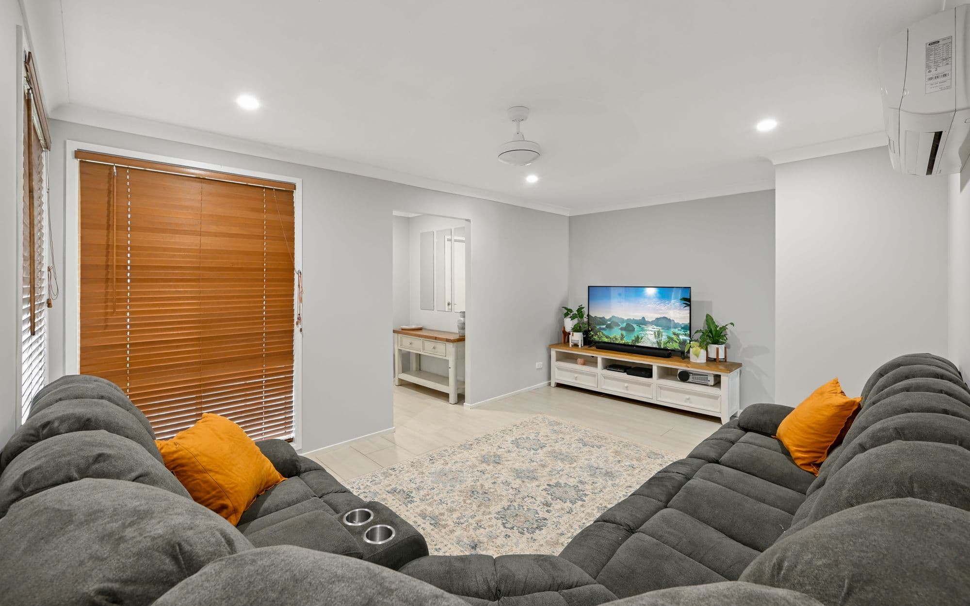 16 Wilkinson Crescent, Ingleburn NSW 2565, Ingleburn - Thumbnail 3