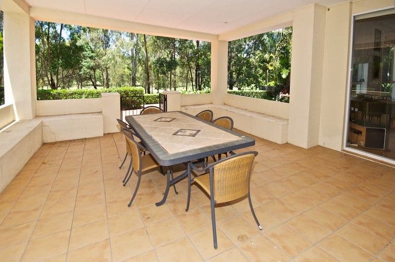 71 Chichester Drive, ARUNDEL QLD 4214, Arundel - Thumbnail 3
