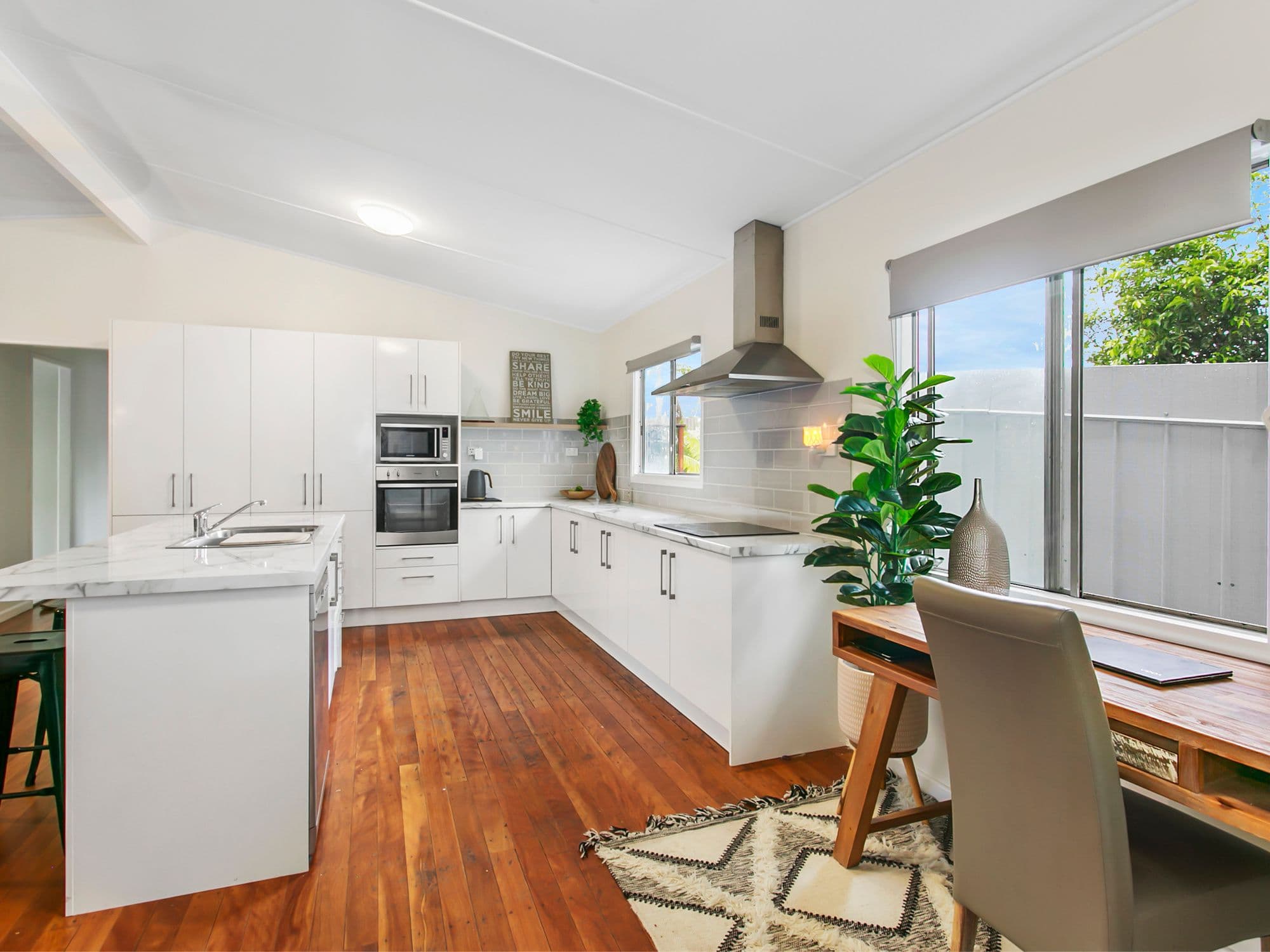 32 Hector Road, Holland Park QLD 4121, Holland Park - Thumbnail 3