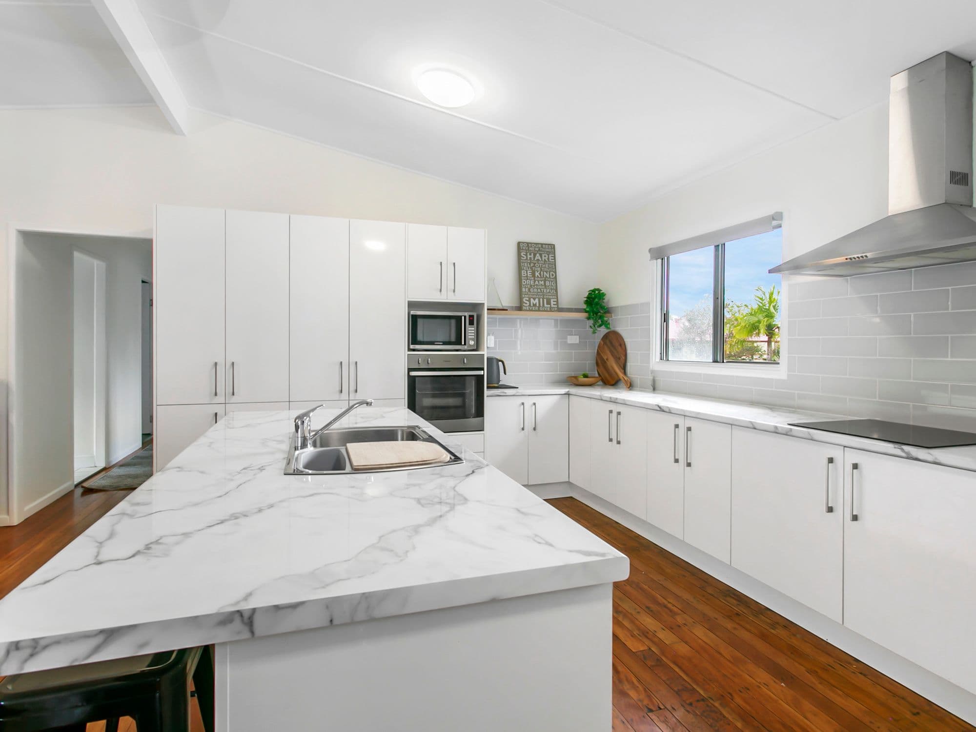 32 Hector Road, Holland Park QLD 4121, Holland Park - Thumbnail 5