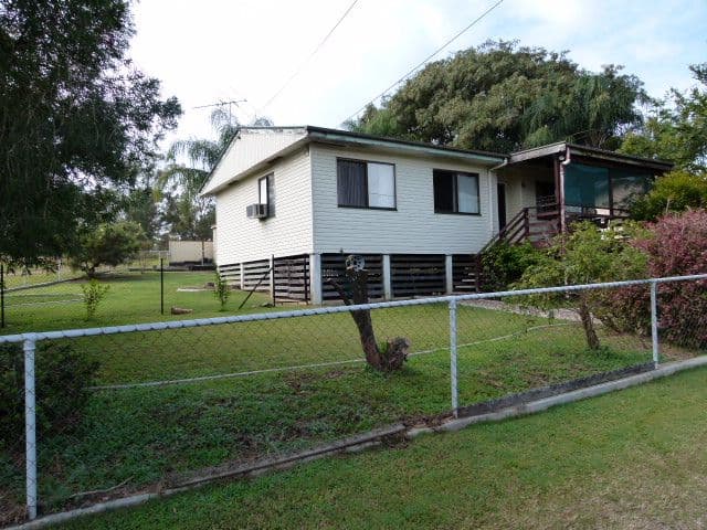 2 Greenway Street, CHURCHILL QLD 4305, Churchill - Thumbnail 4