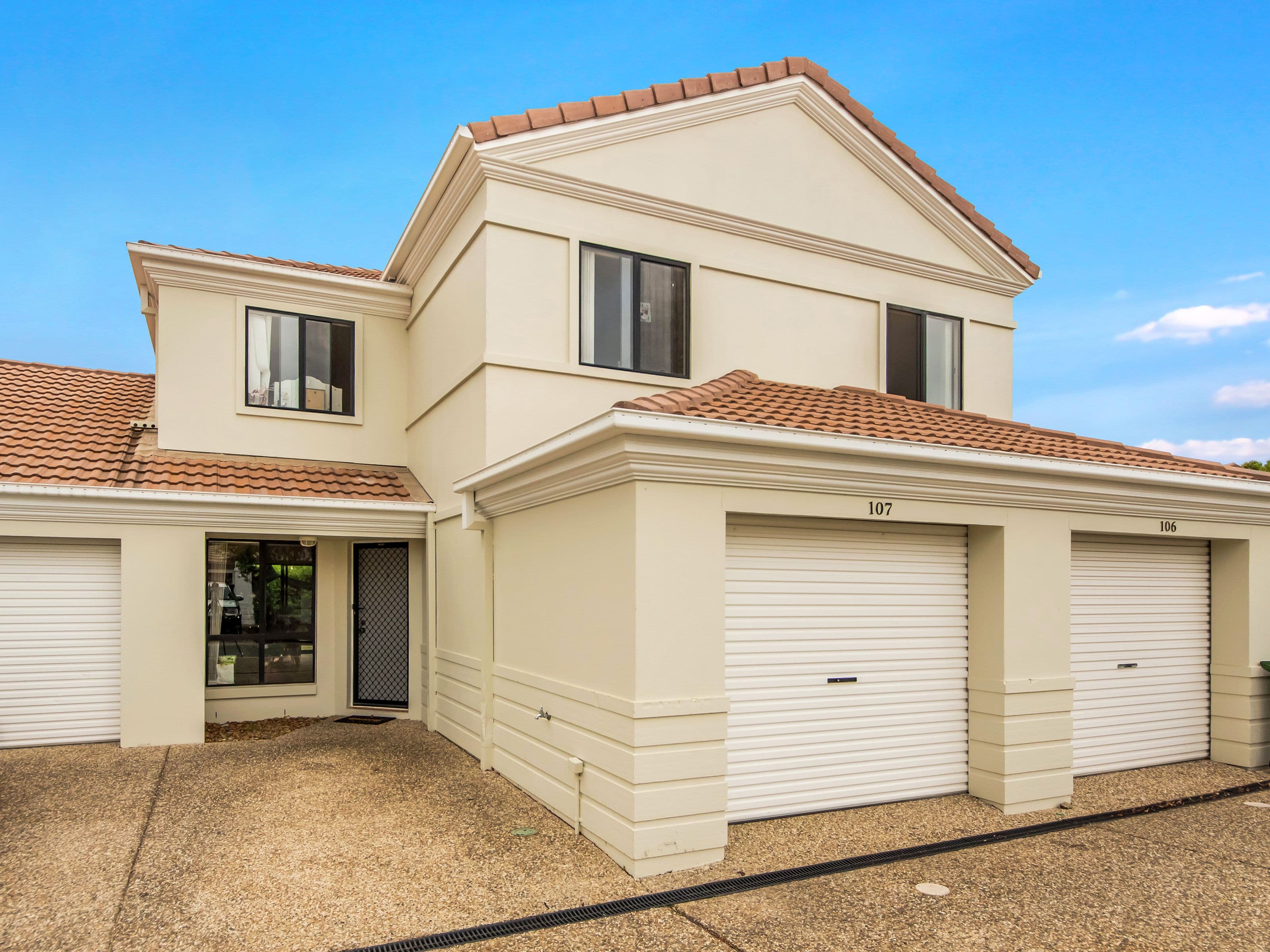 8-10 Ghilgai Road, Merrimac QLD 4226, Merrimac - Image 1