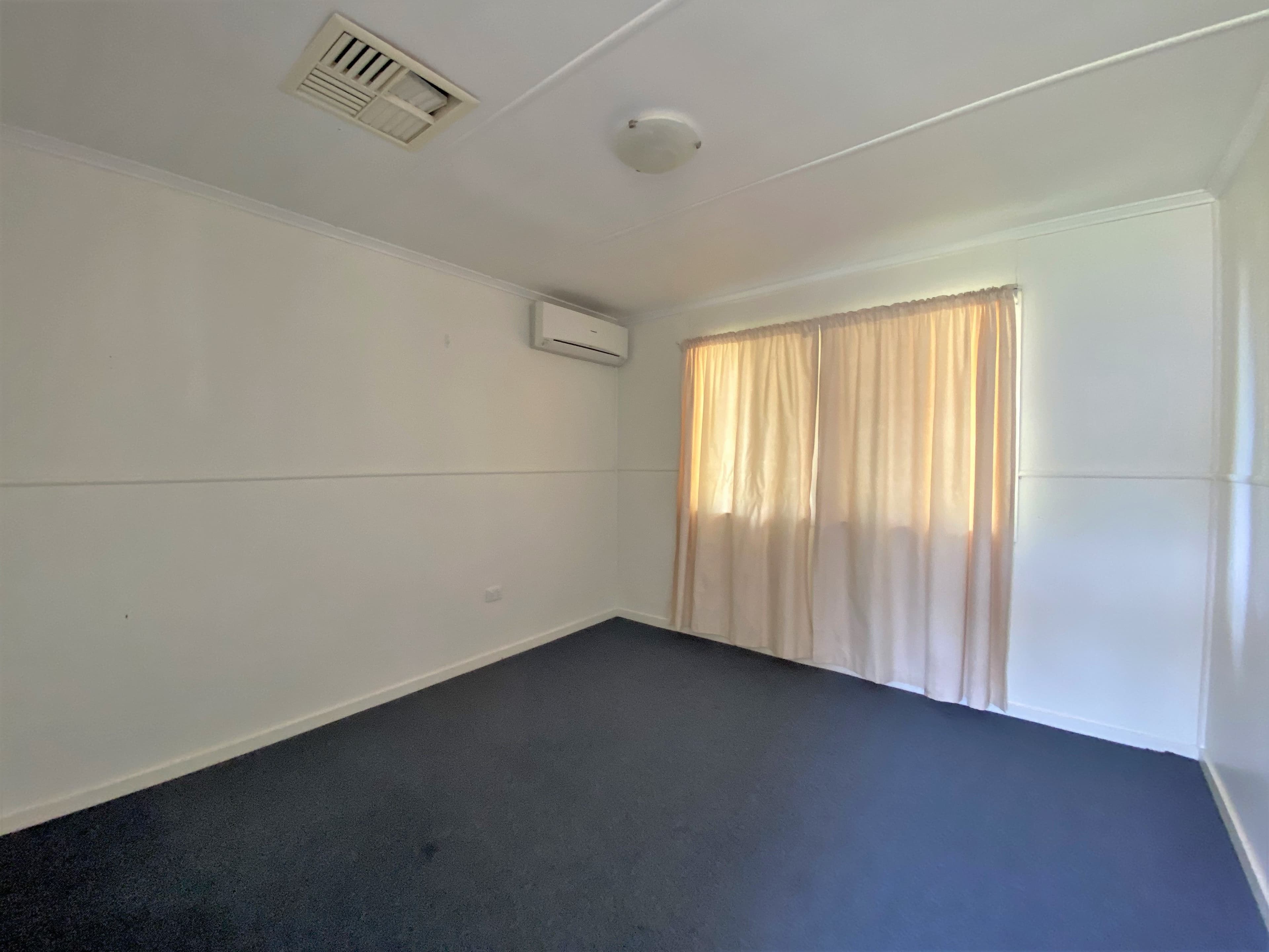 11 Tern Street, Longreach QLD 4730, Longreach - Thumbnail 5
