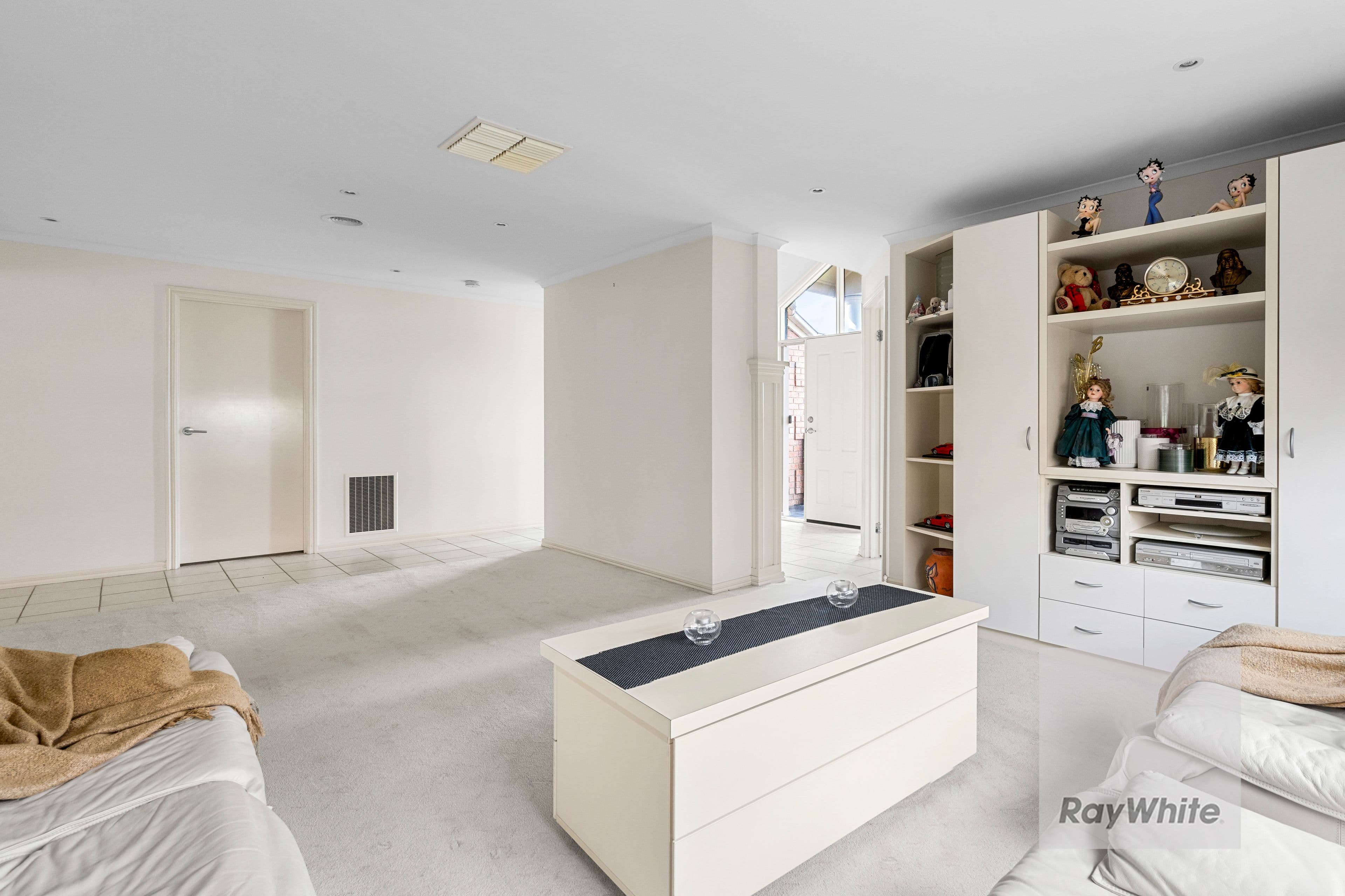 13 Peppermint Walk, South Morang VIC 3752, South Morang - Thumbnail 6