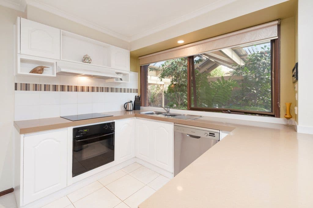 6 Chandos Street, Sydenham VIC 3037, Sydenham - Thumbnail 4