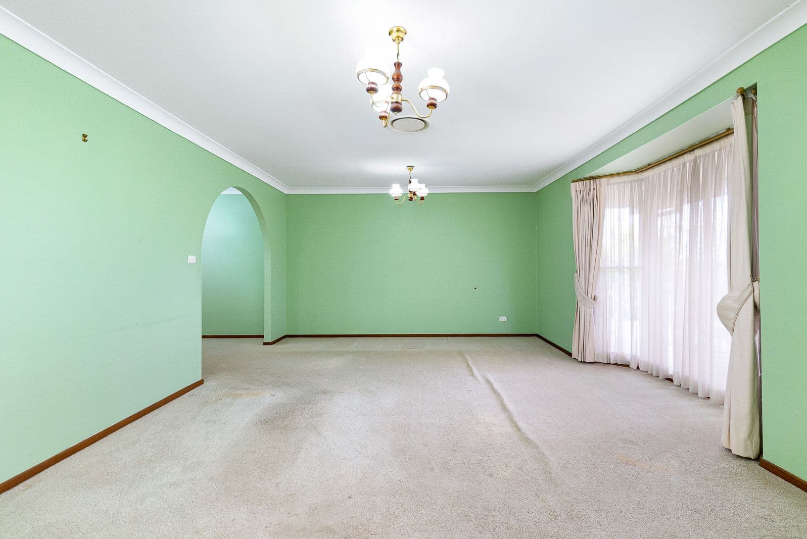 94 Fishburn Crescent, Castle Hill NSW 2154, Castle Hill - Thumbnail 2