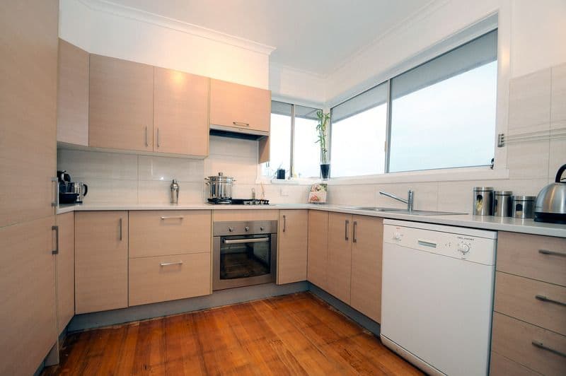 15 Florence Street, MENTONE VIC 3194, Mentone - Thumbnail 3