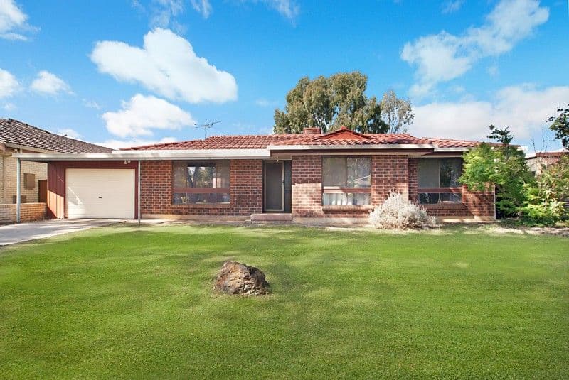 5 Young Boulevard, PARALOWIE SA 5108, Paralowie - Image 1