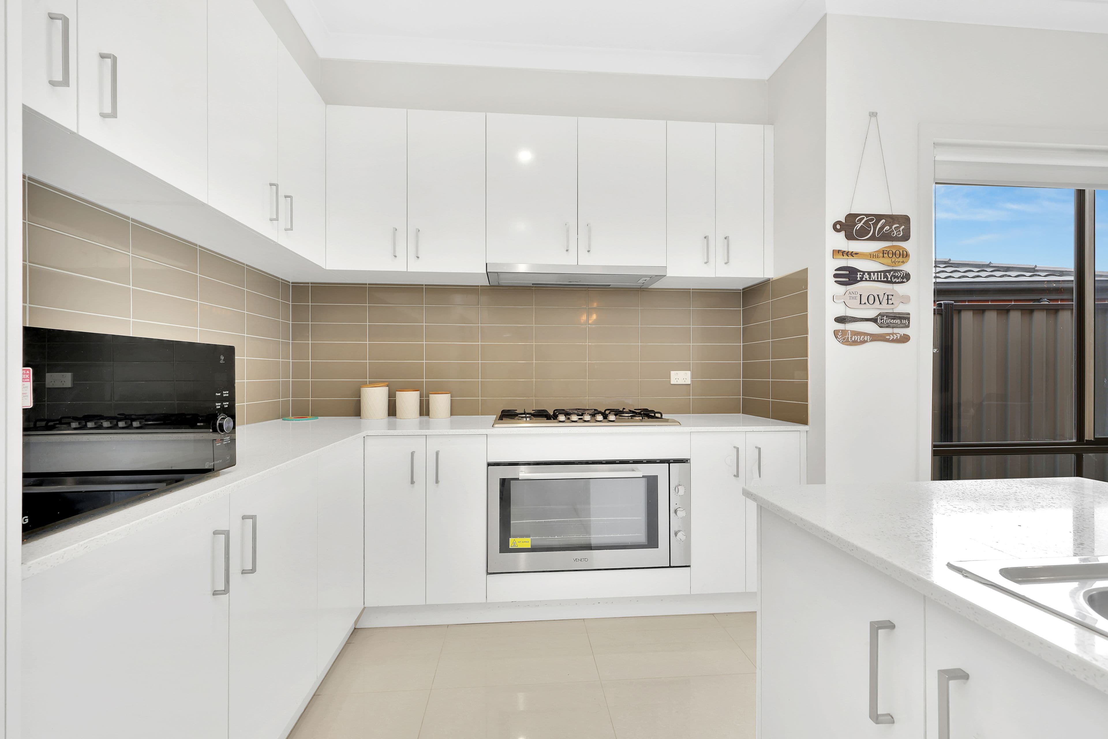 61 Kerrabee Drive, Mernda VIC 3754, Mernda - Thumbnail 3