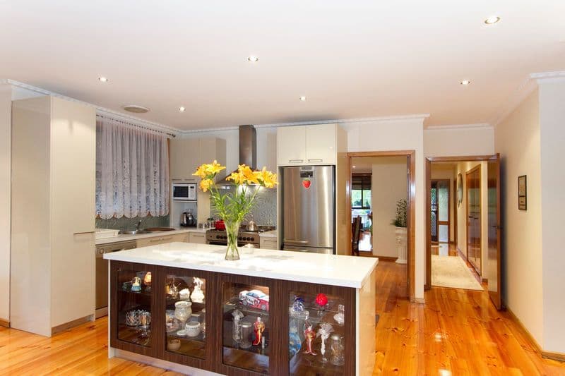 4 Tatiara Avenue, CLARINDA VIC 3169, Clarinda - Thumbnail 4