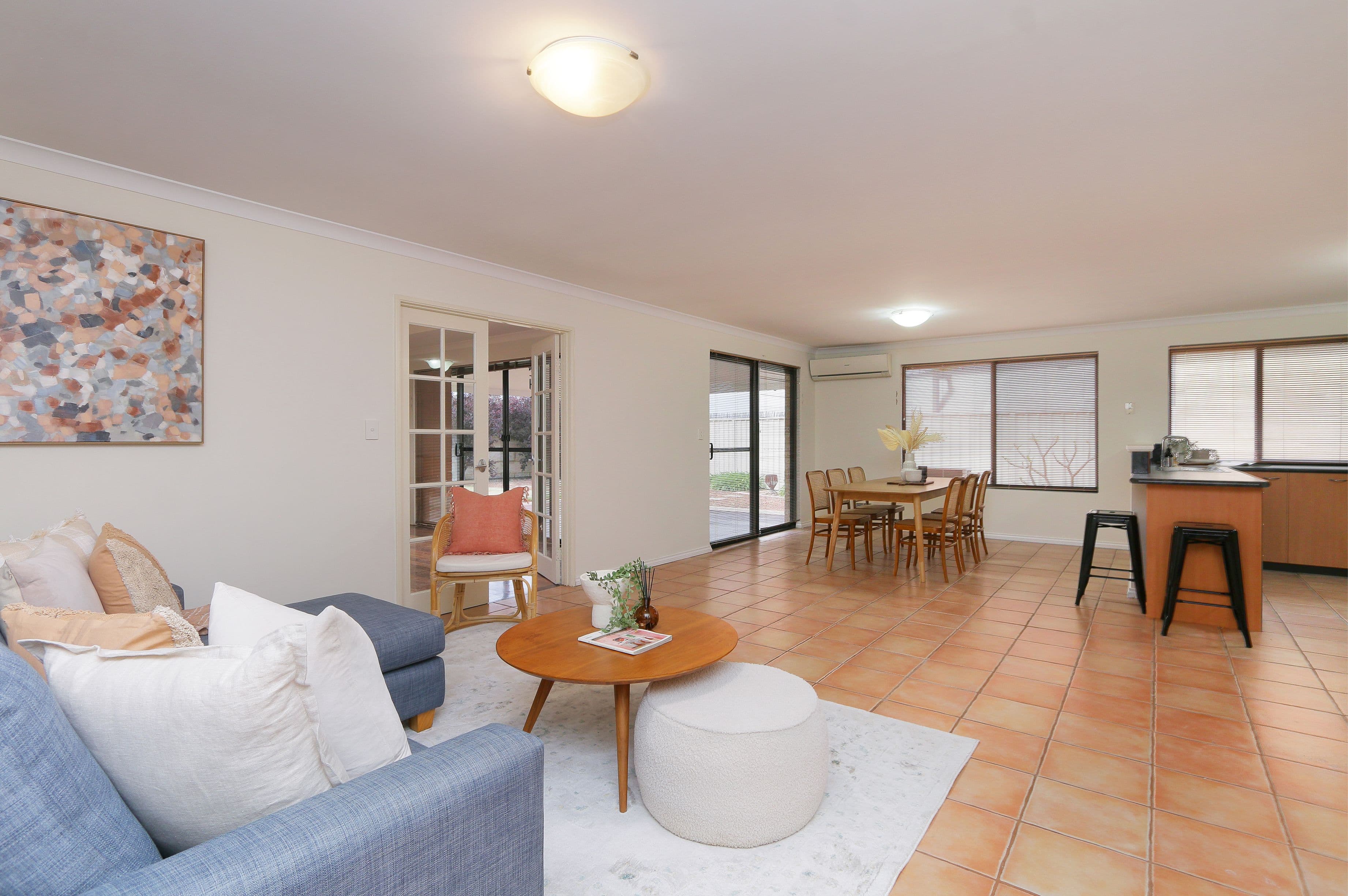 20 The Lakes Boulevard, Jandakot WA 6164, Jandakot - Thumbnail 7