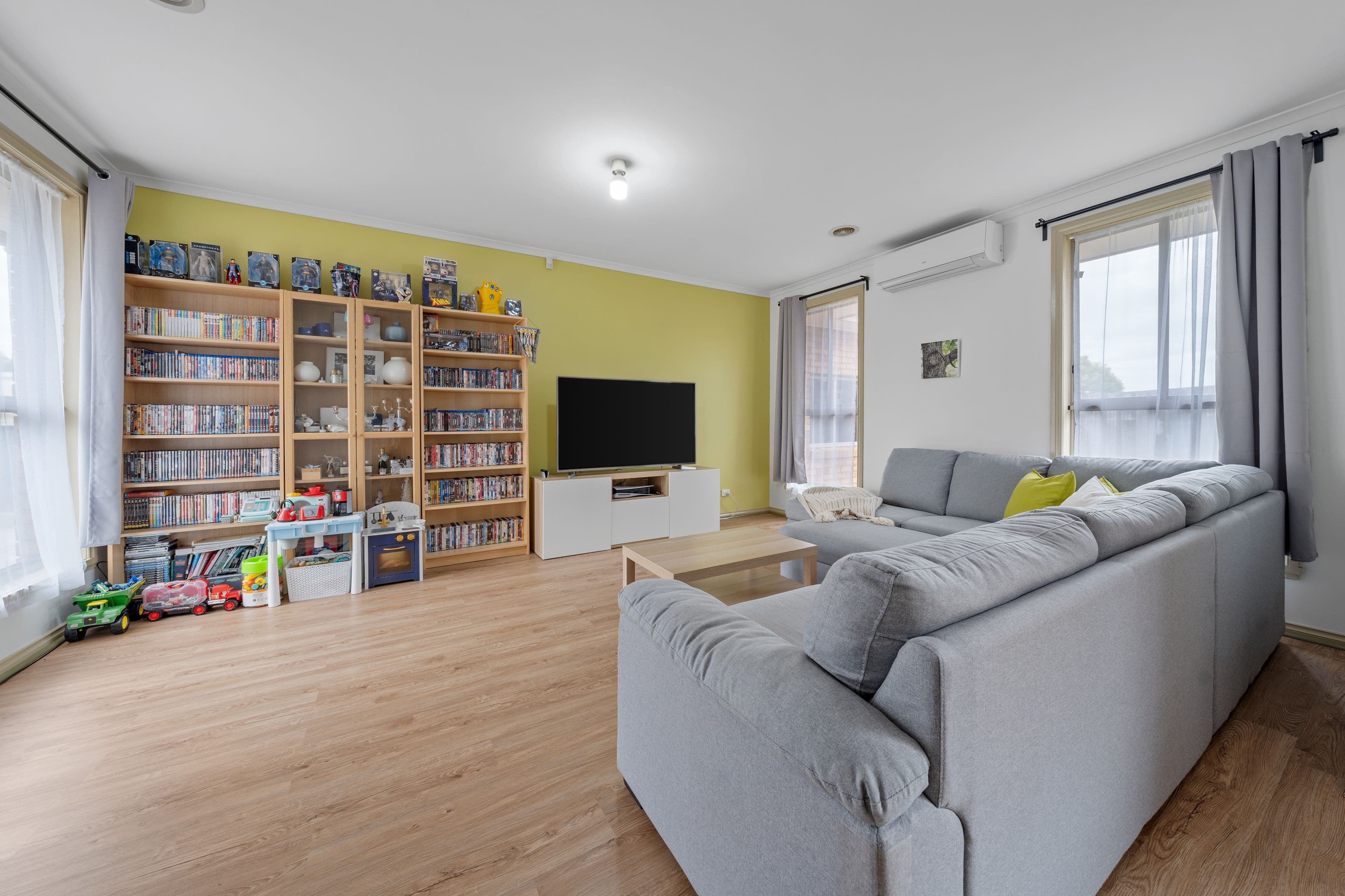 49 Carrington Street, Sydenham VIC 3037, Sydenham - Thumbnail 2
