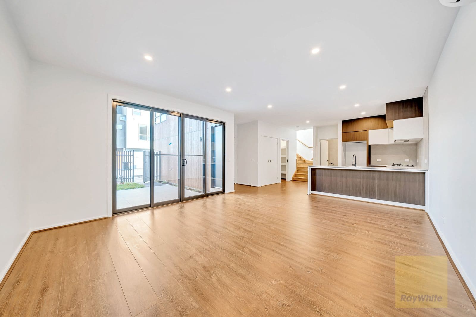 2 Taya Lane, Point Cook VIC 3030, Point Cook - Thumbnail 5