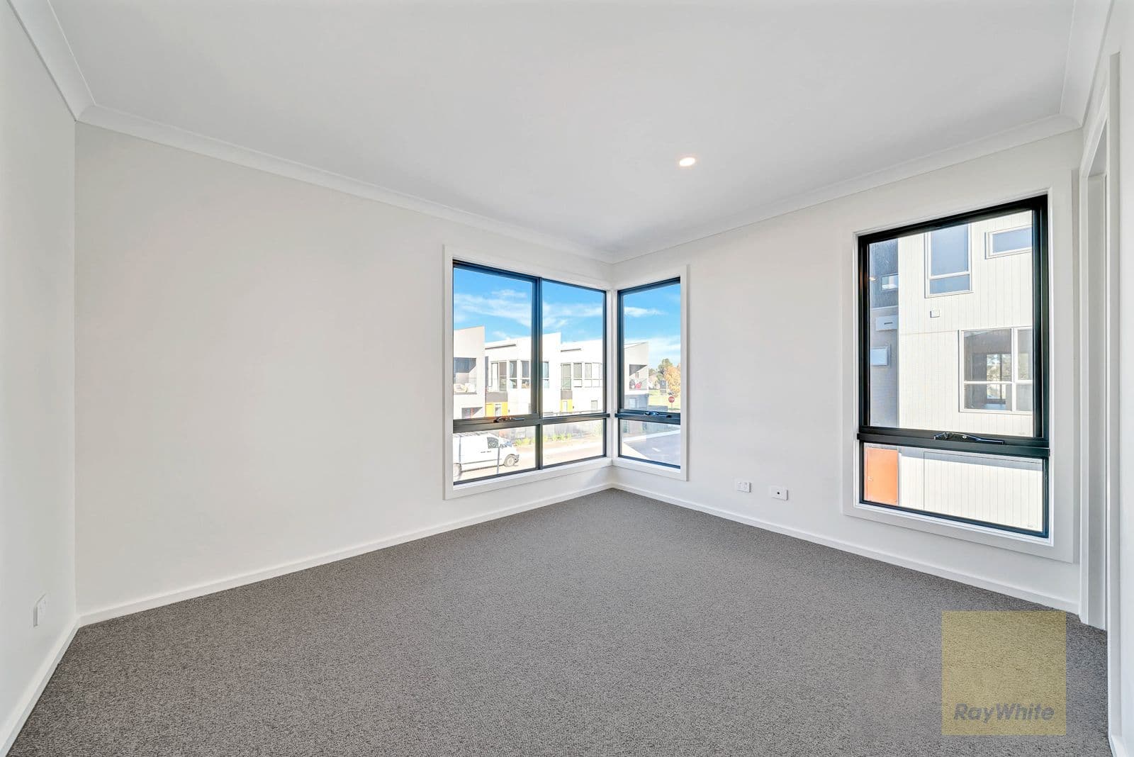 2 Taya Lane, Point Cook VIC 3030, Point Cook - Thumbnail 8
