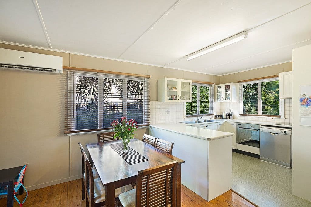 80 North Street, Mount Lofty QLD 4350, Mount Lofty - Thumbnail 3