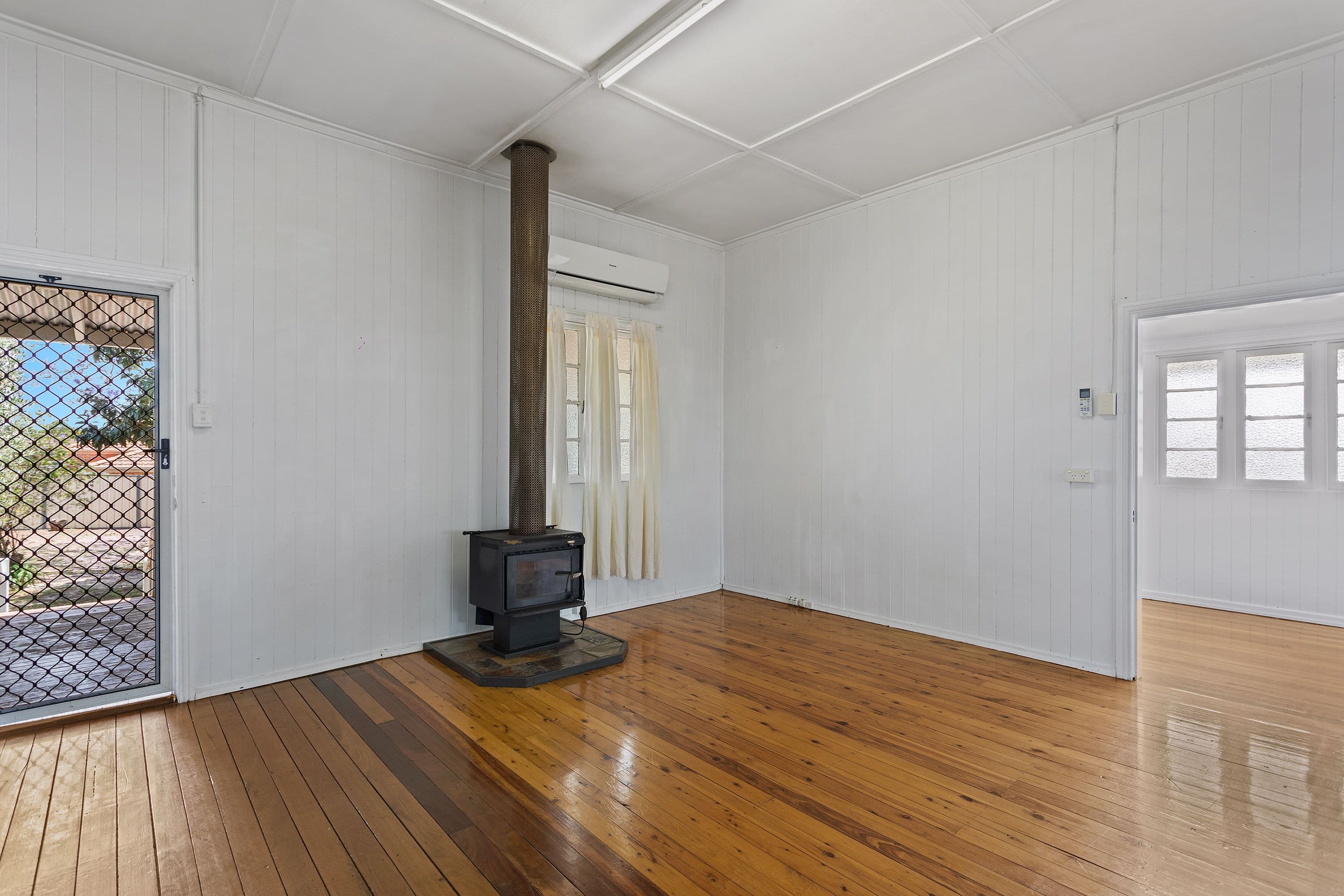 67 Gordon Avenue, Newtown QLD 4350, Newtown - Thumbnail 6