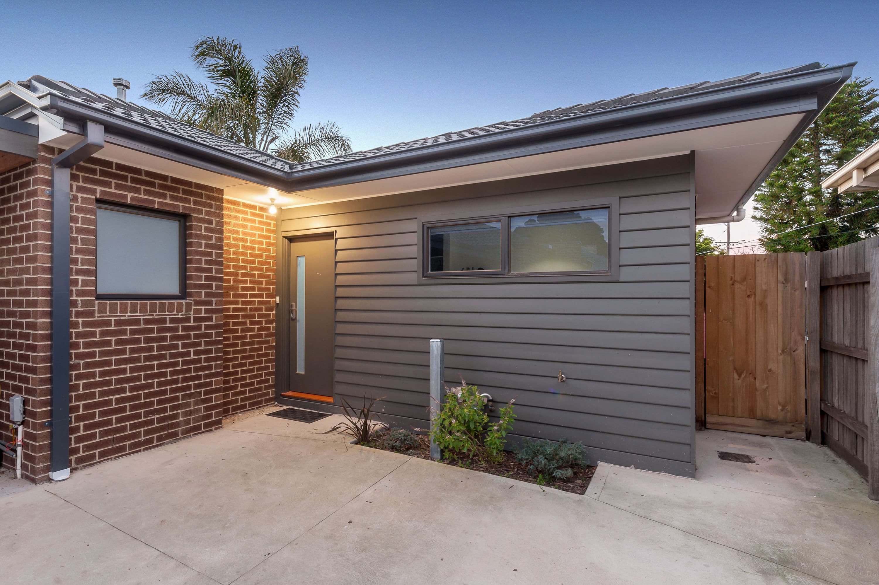 67 Dundee Street, Reservoir VIC 3073, Reservoir - Image 1