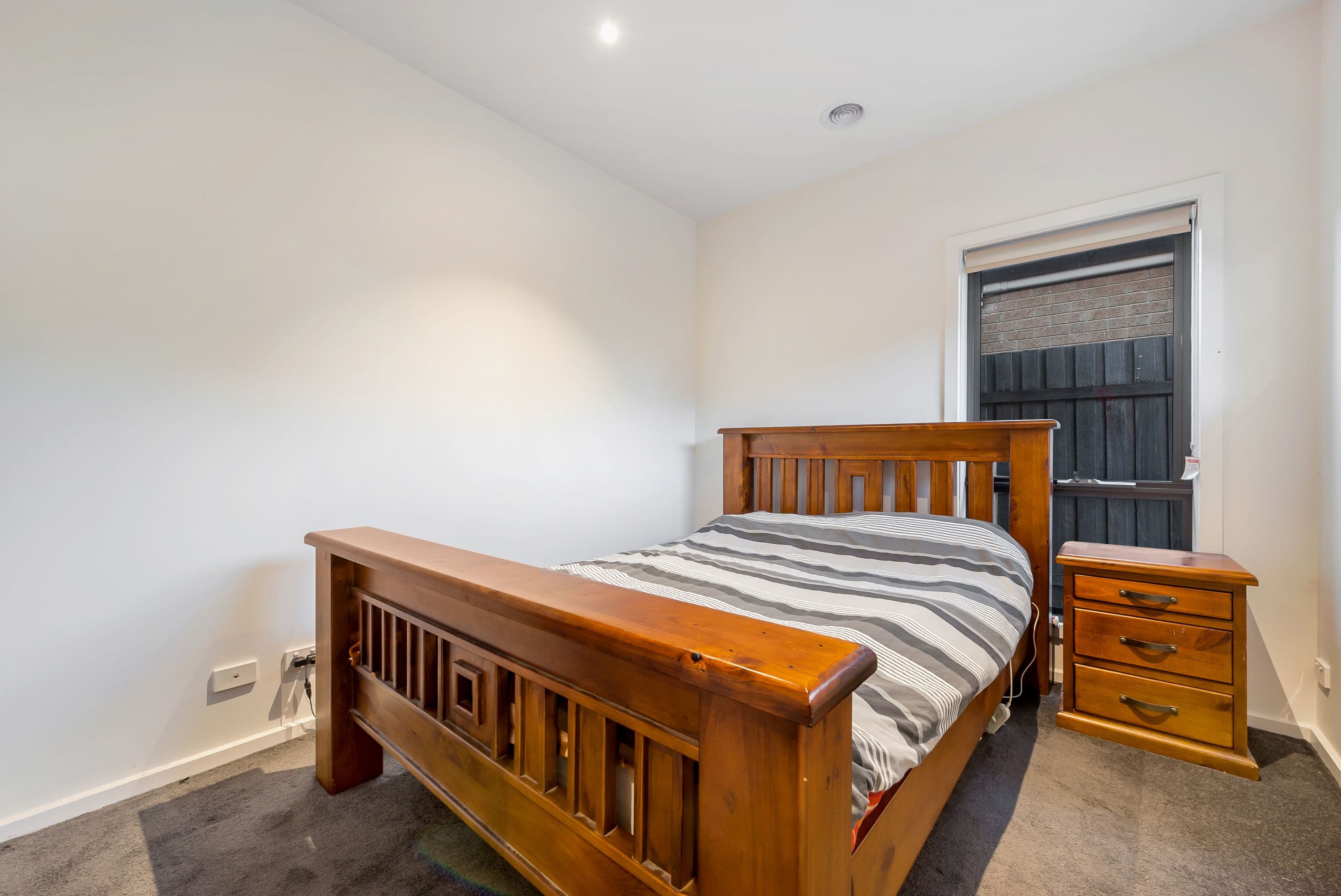 67 Dundee Street, Reservoir VIC 3073, Reservoir - Thumbnail 6