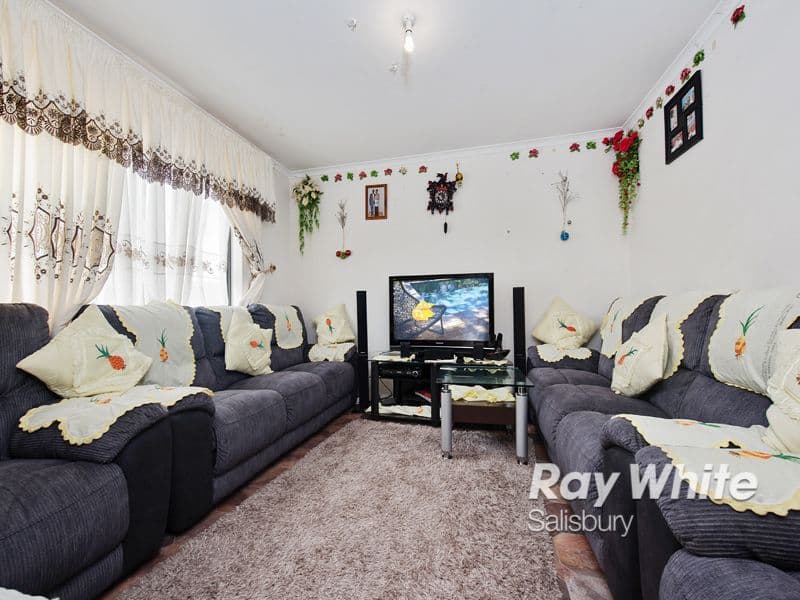 42 Bristol Crescent, Davoren Park SA 5113, Davoren Park - Thumbnail 2