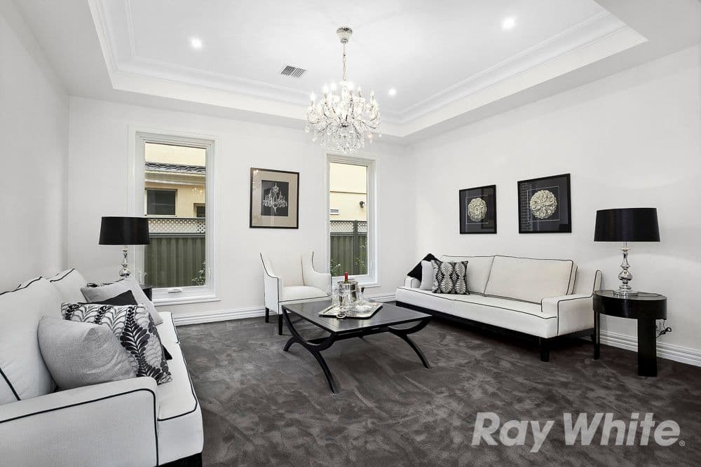 21 Avondale Grove, Mount Waverley VIC 3149, Mount Waverley - Thumbnail 4
