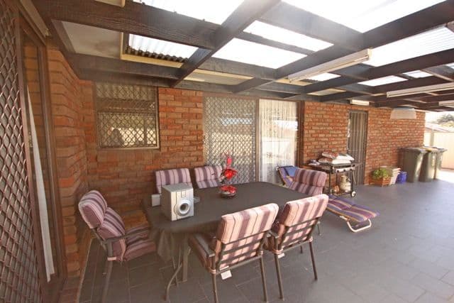 9 Amethyst Place, EAGLE VALE NSW 2558, Eagle Vale - Thumbnail 4