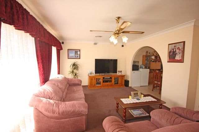 9 Amethyst Place, EAGLE VALE NSW 2558, Eagle Vale - Thumbnail 7