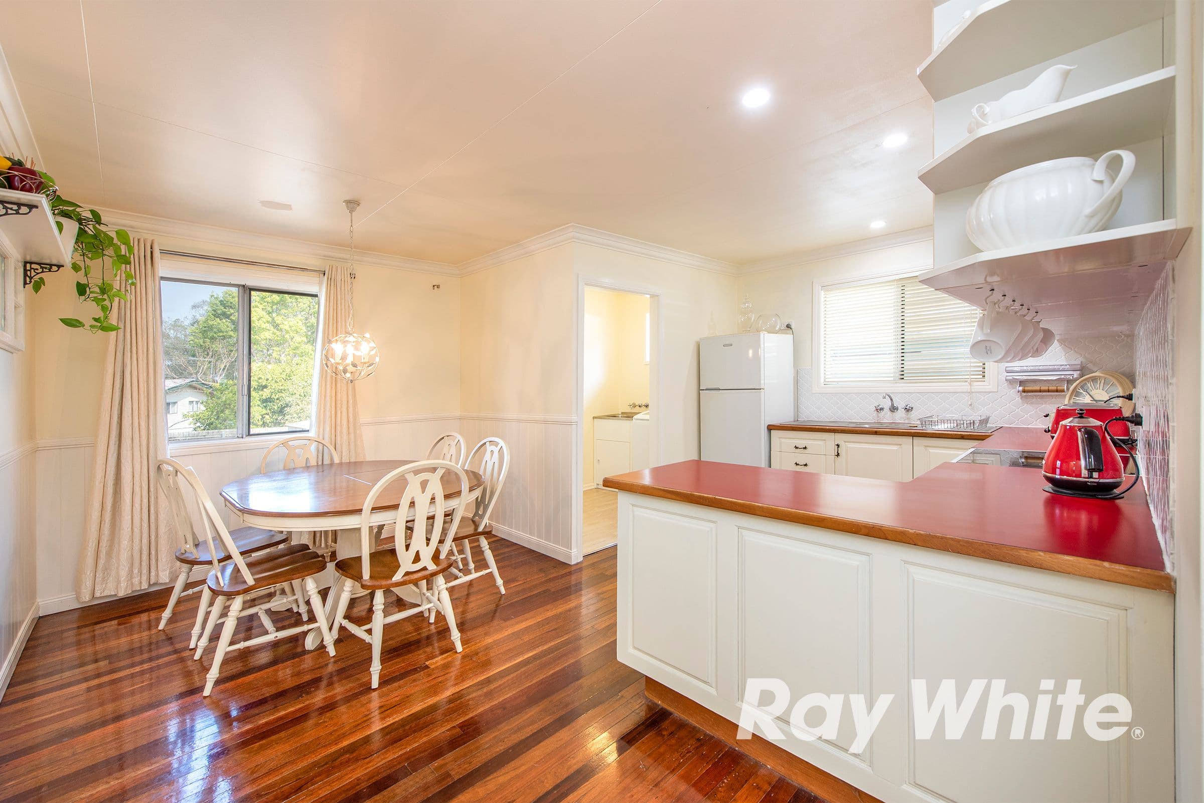 33 Patricia Avenue, Woodridge QLD 4114, Woodridge - Thumbnail 4