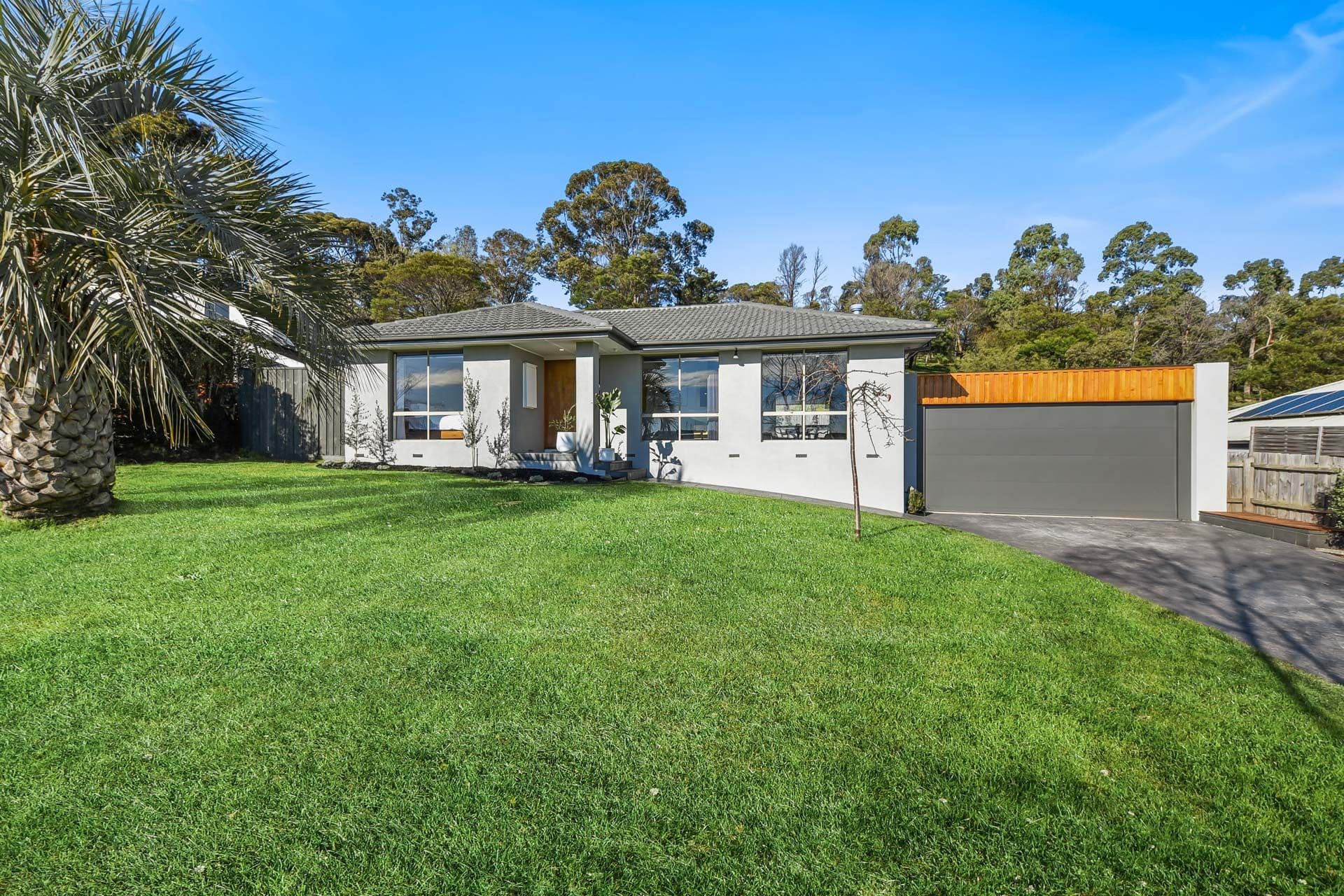 4 Hasken Court, Berwick VIC 3806, Berwick - Thumbnail 2