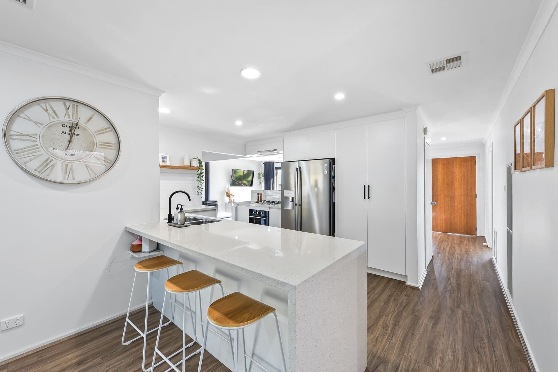 4 Hasken Court, Berwick VIC 3806, Berwick - Thumbnail 3