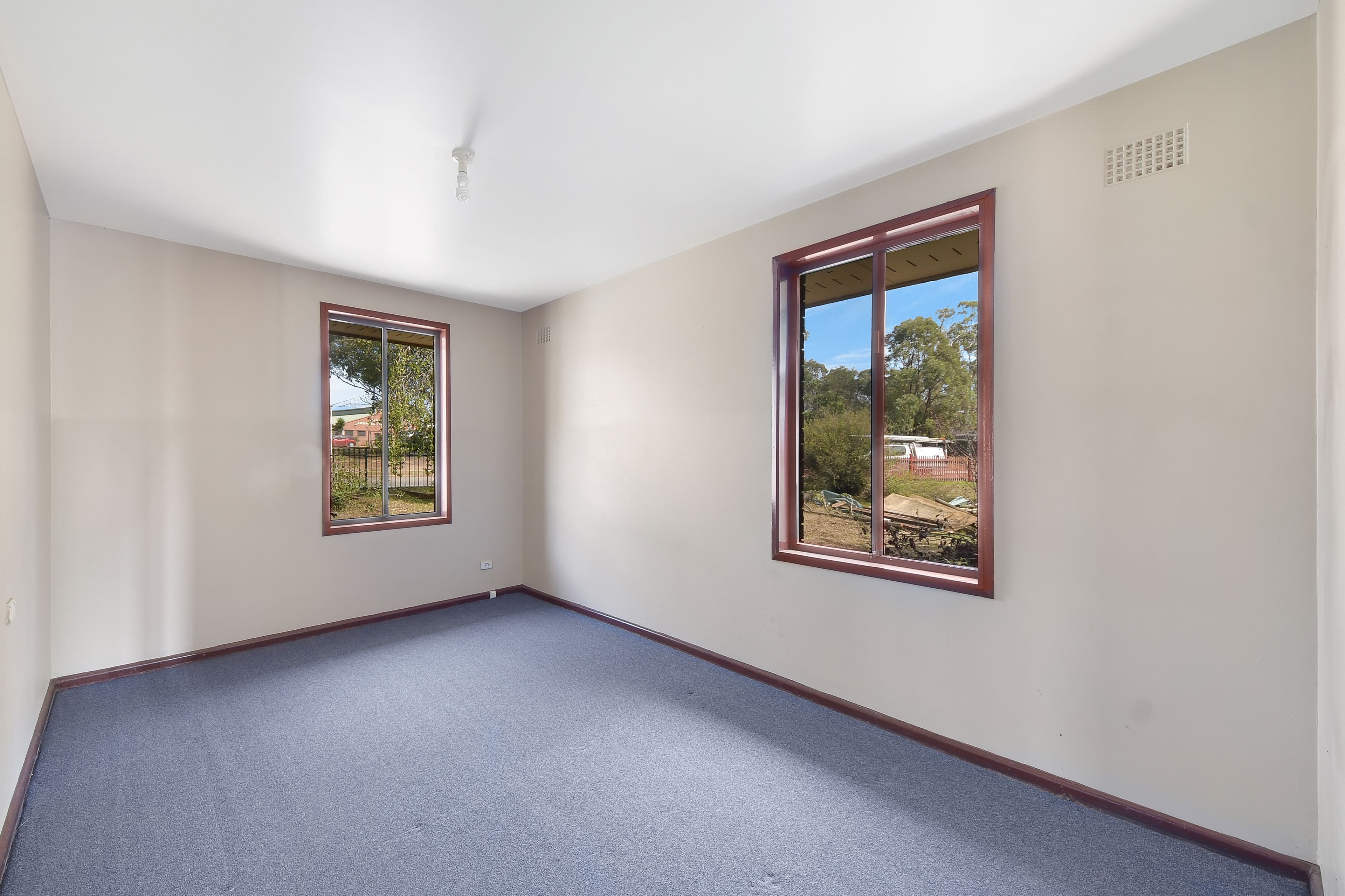 218 Riverside Drive, Airds NSW 2560, Airds - Thumbnail 5