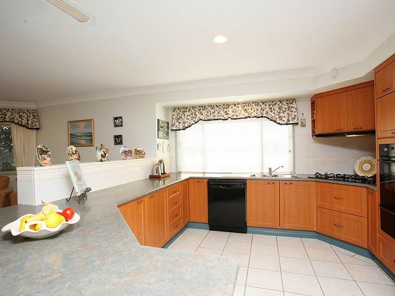 7 Houndslow Street, Alexandra Hills, QLD, 4161, Alexandra Hills - Thumbnail 2