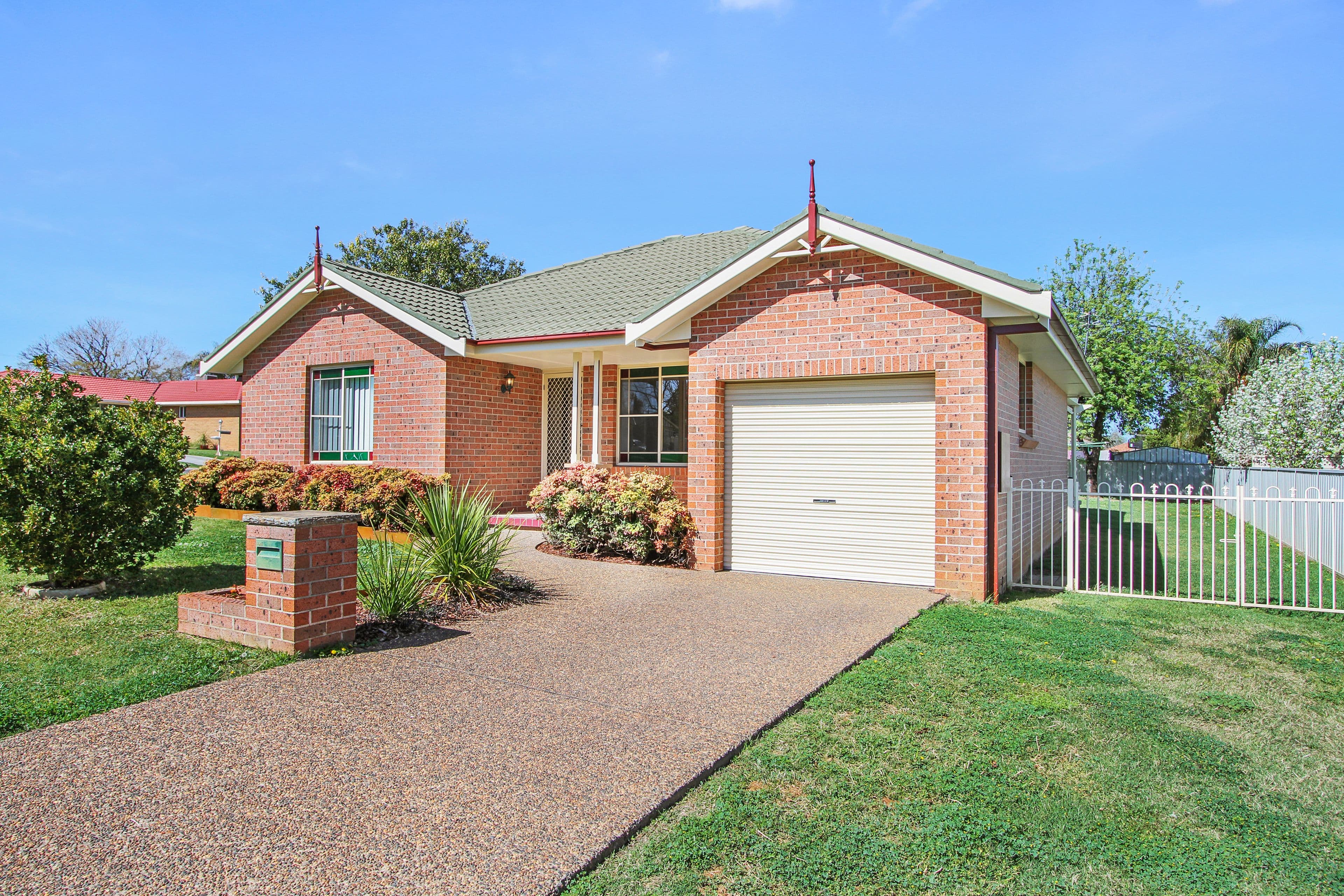 24 Janelle Street, Tamworth NSW 2340, Tamworth - Image 1