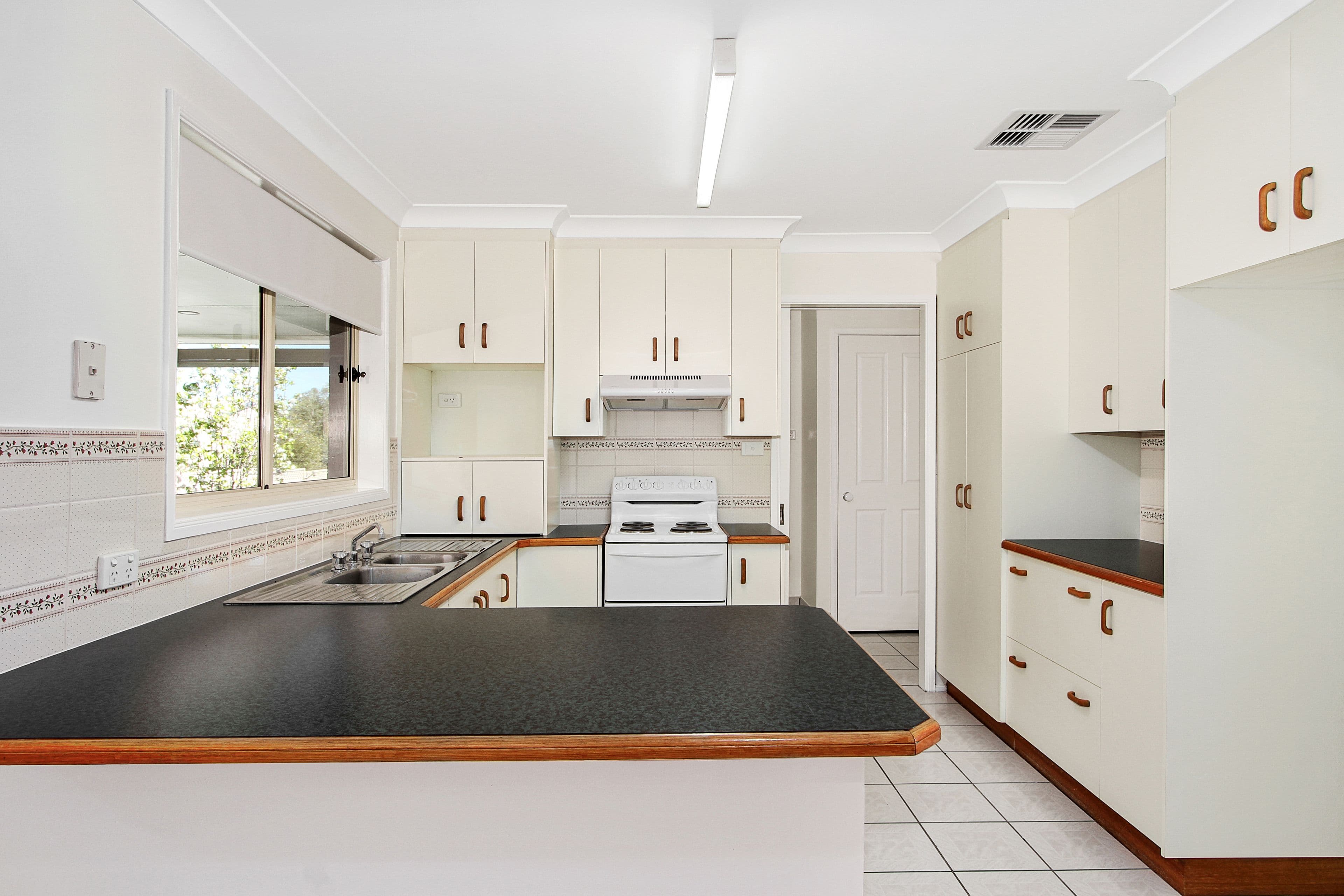 24 Janelle Street, Tamworth NSW 2340, Tamworth - Thumbnail 5