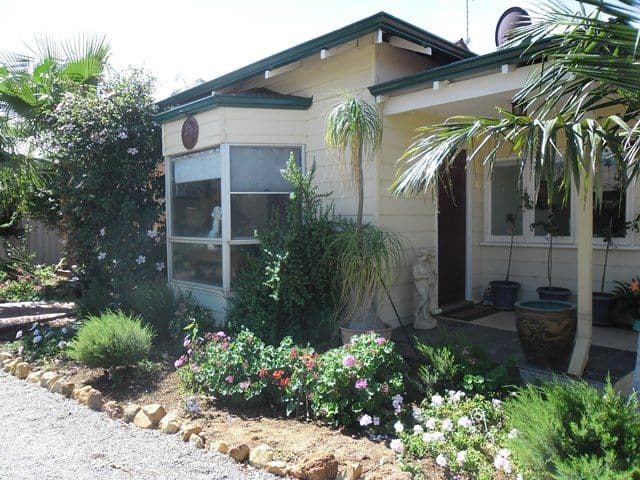 29 Carter Street, Three Springs WA 6519, Three Springs - Image 1