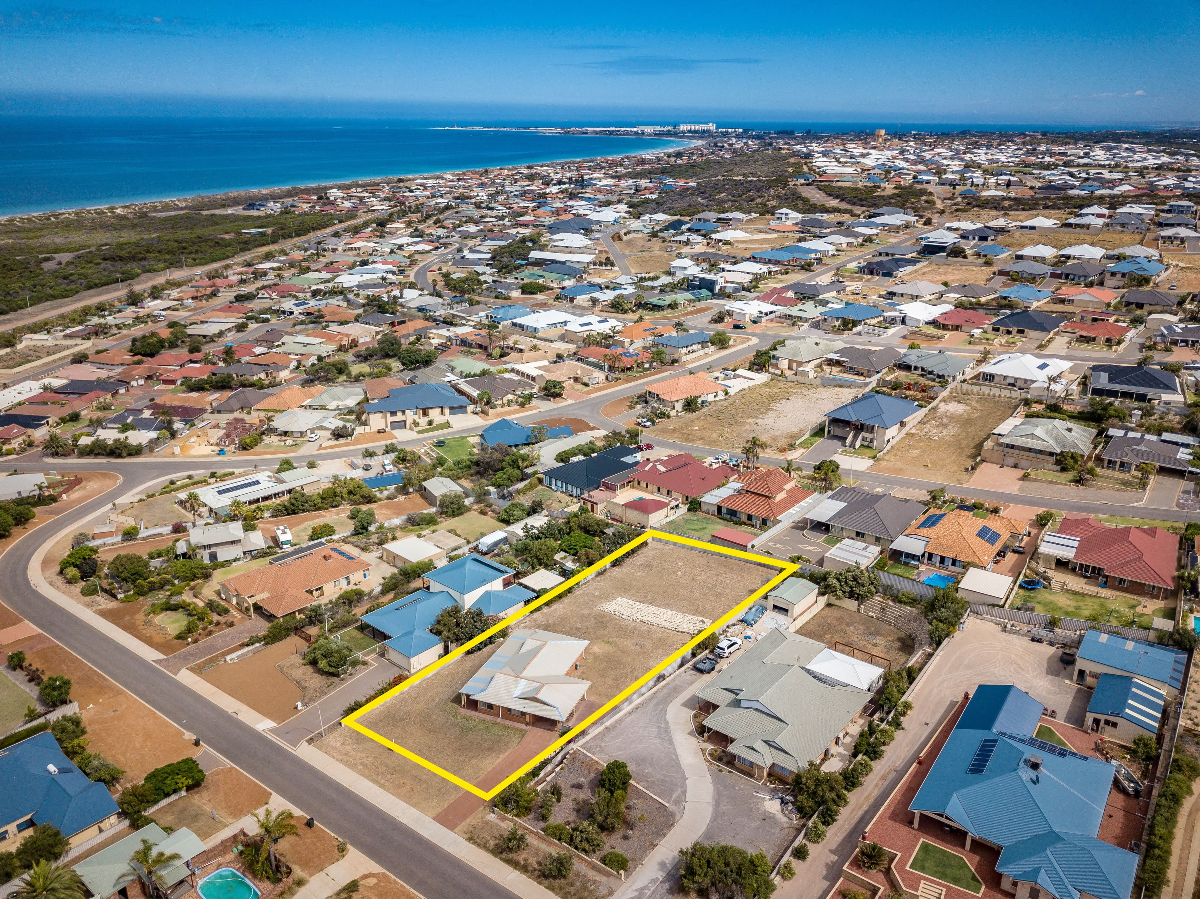 9 Eakins Crescent, Wandina WA 6530, Wandina - Thumbnail 4