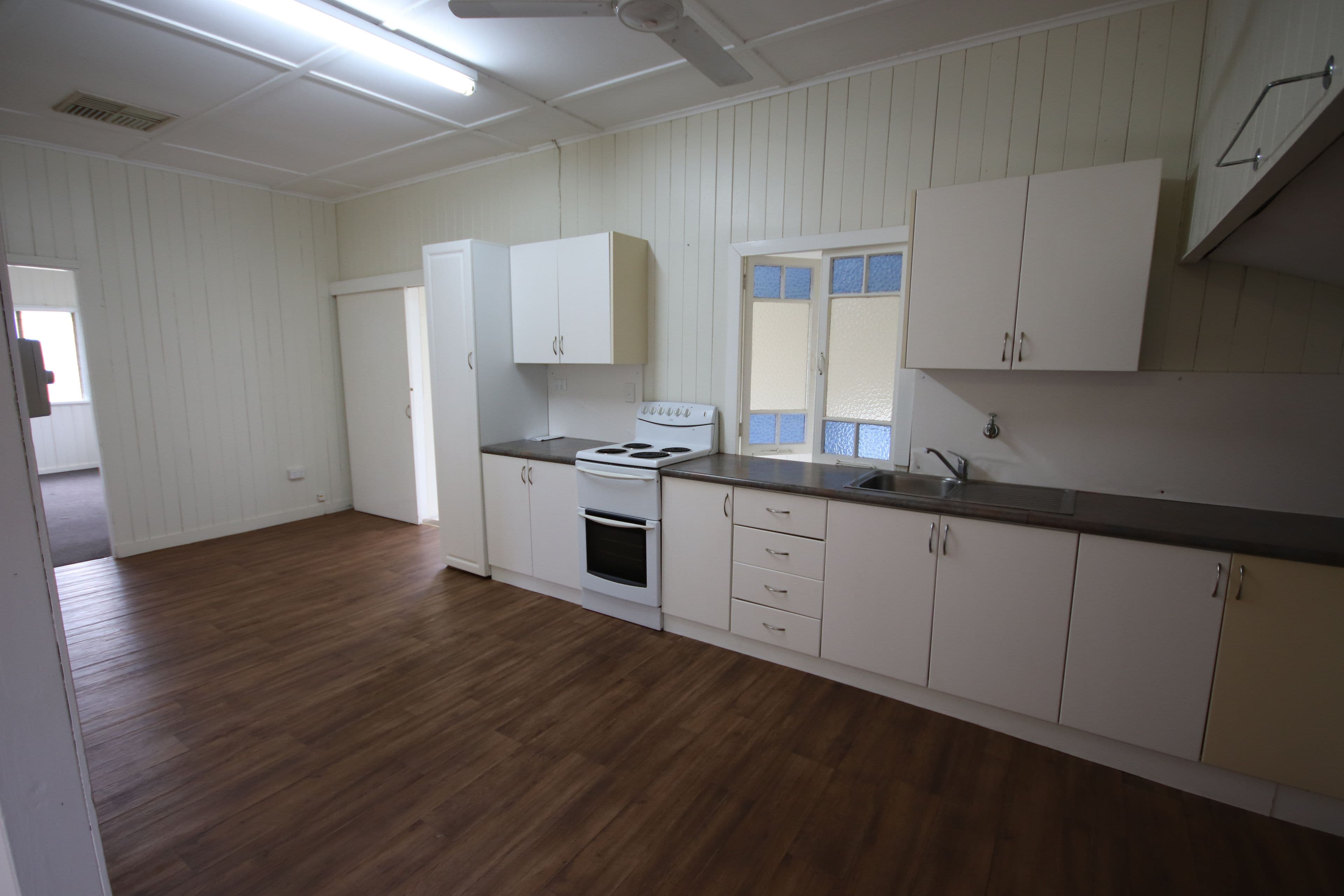 36 Bauer Street, Mundubbera QLD 4626, Mundubbera - Thumbnail 3