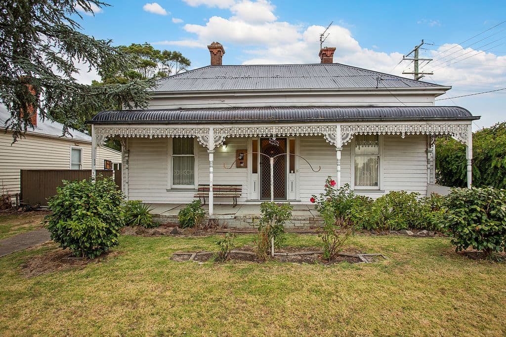 19 Mckinnon Street, Camperdown VIC 3260, Camperdown - Image 1