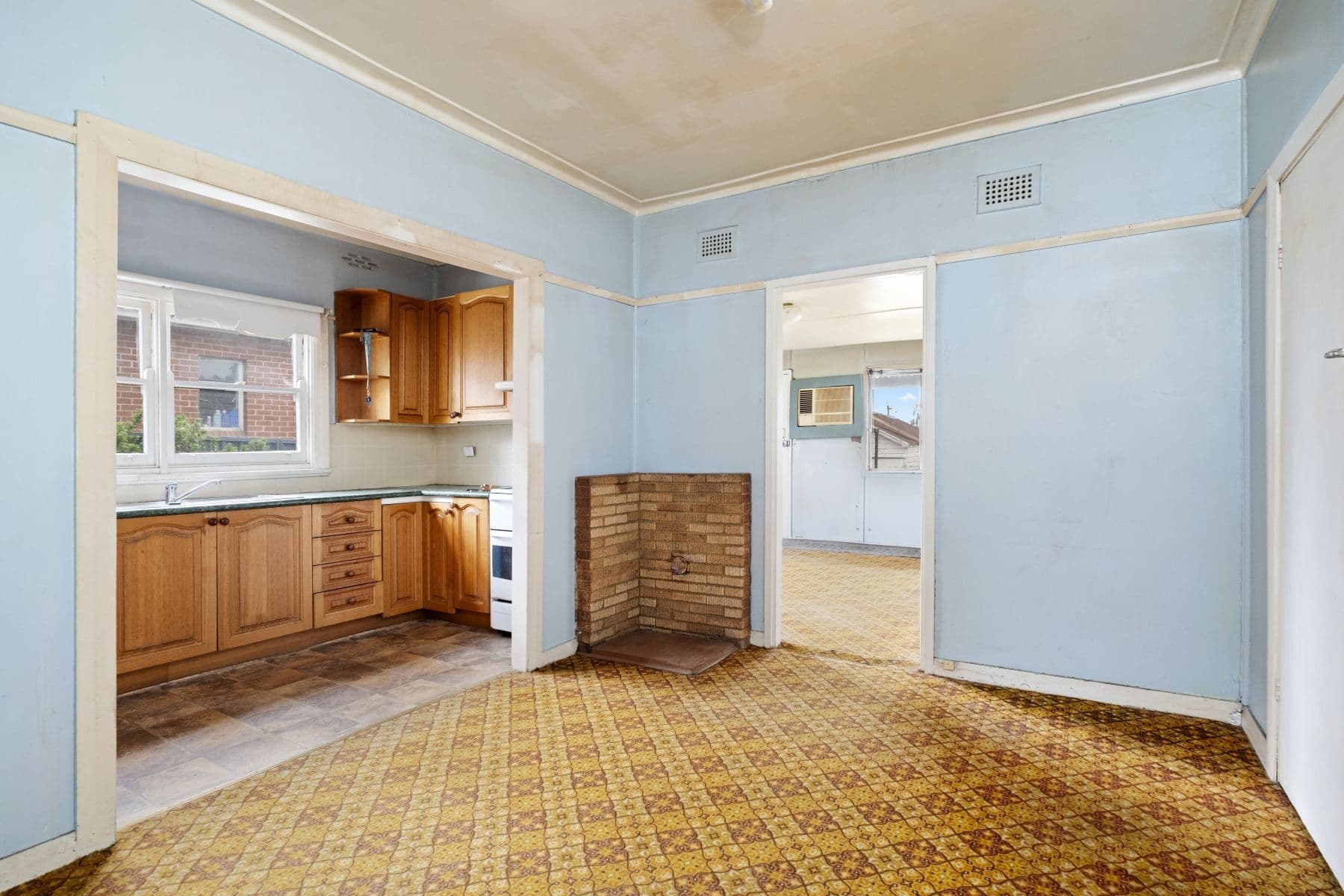 13 Furner Street, Goulburn NSW 2580, Goulburn - Thumbnail 3