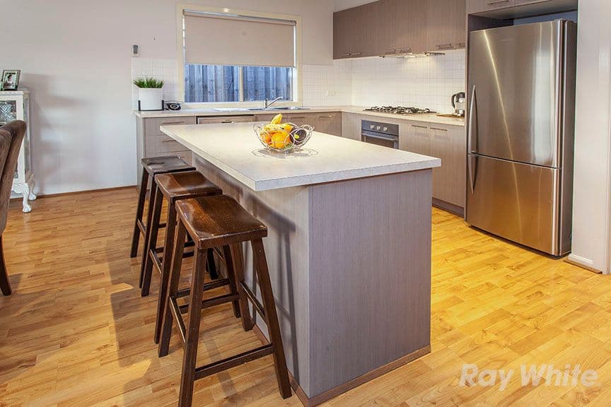 20 Sanctuary Crescent, Rowville VIC 3178, Rowville - Thumbnail 2