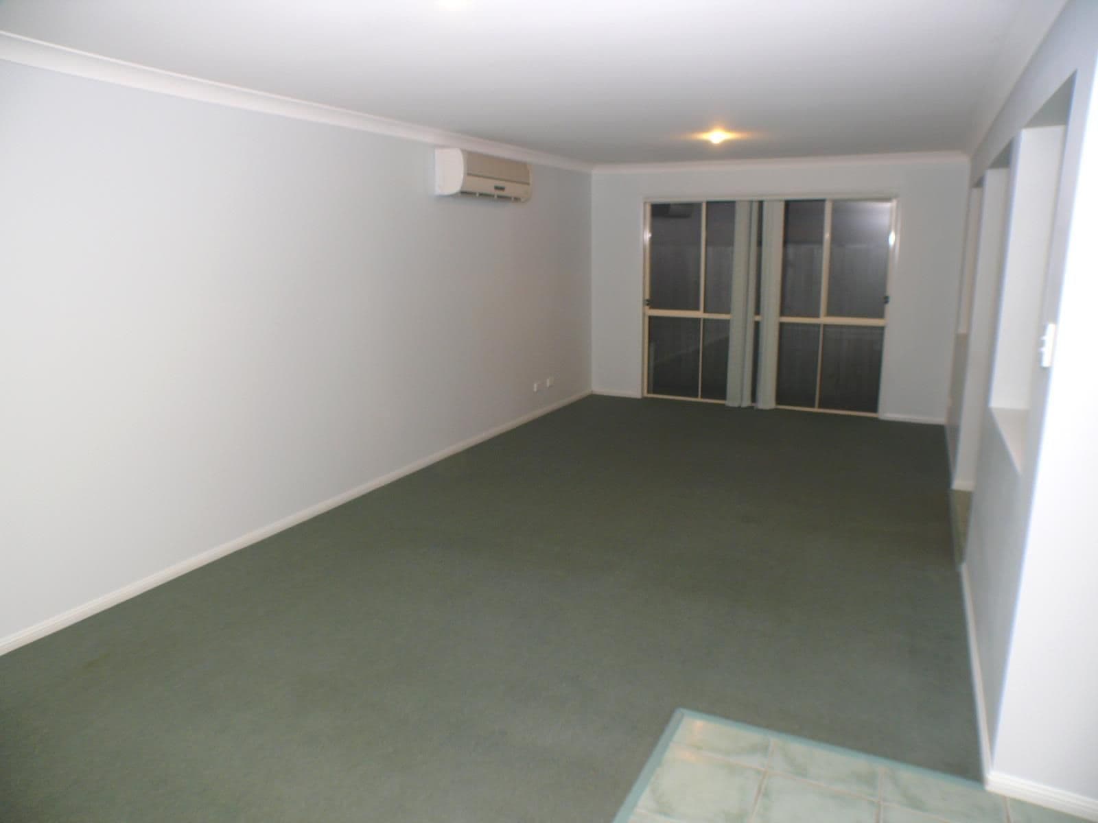 8 Nicola Way, Upper Coomera QLD 4209, Upper Coomera - Thumbnail 2