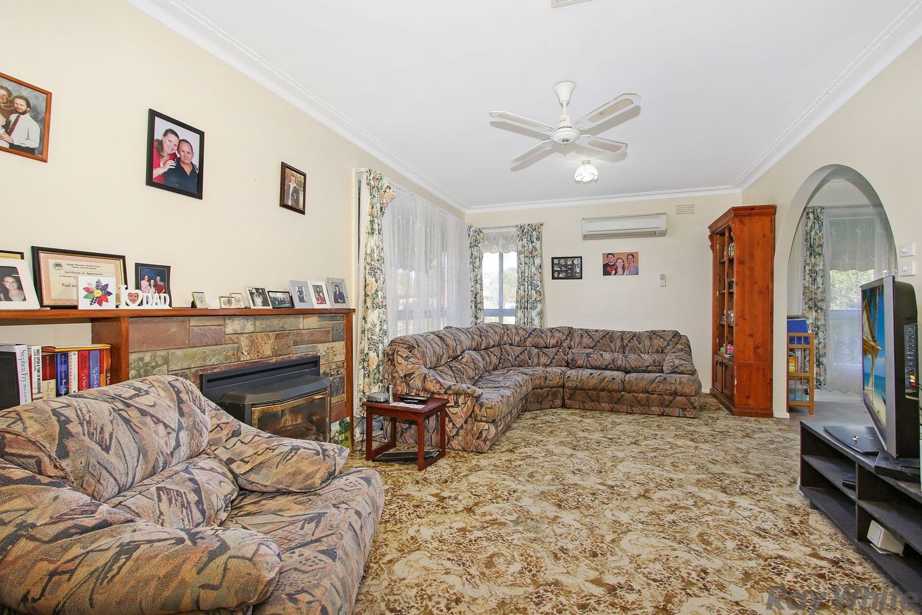 30 Shadforth Street, Benalla VIC 3672, Benalla - Thumbnail 2
